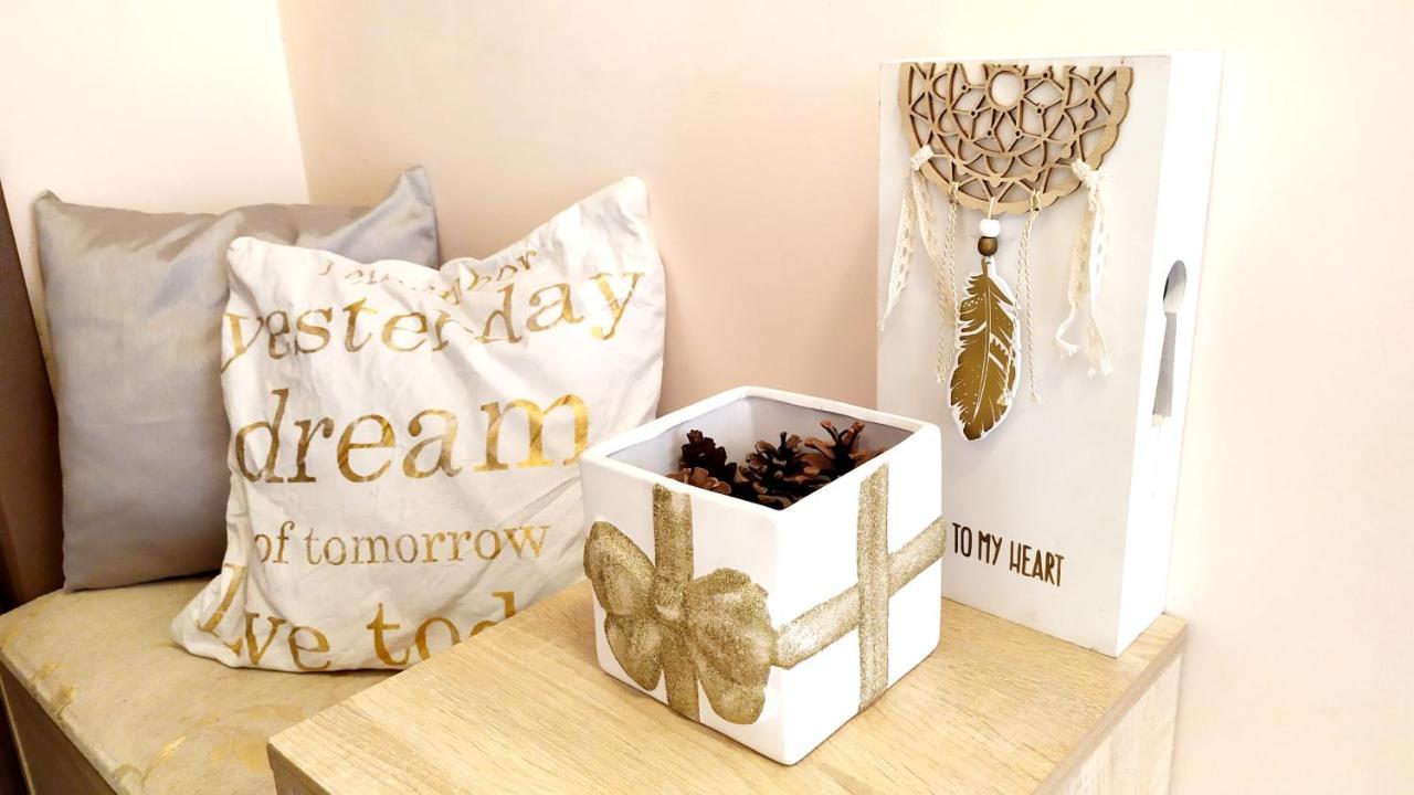 Lovely City Center 1Bd, 1Bt Apartment โซเฟีย ภายนอก รูปภาพ